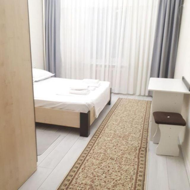 Hostel Sebzor Tasjkent Buitenkant foto