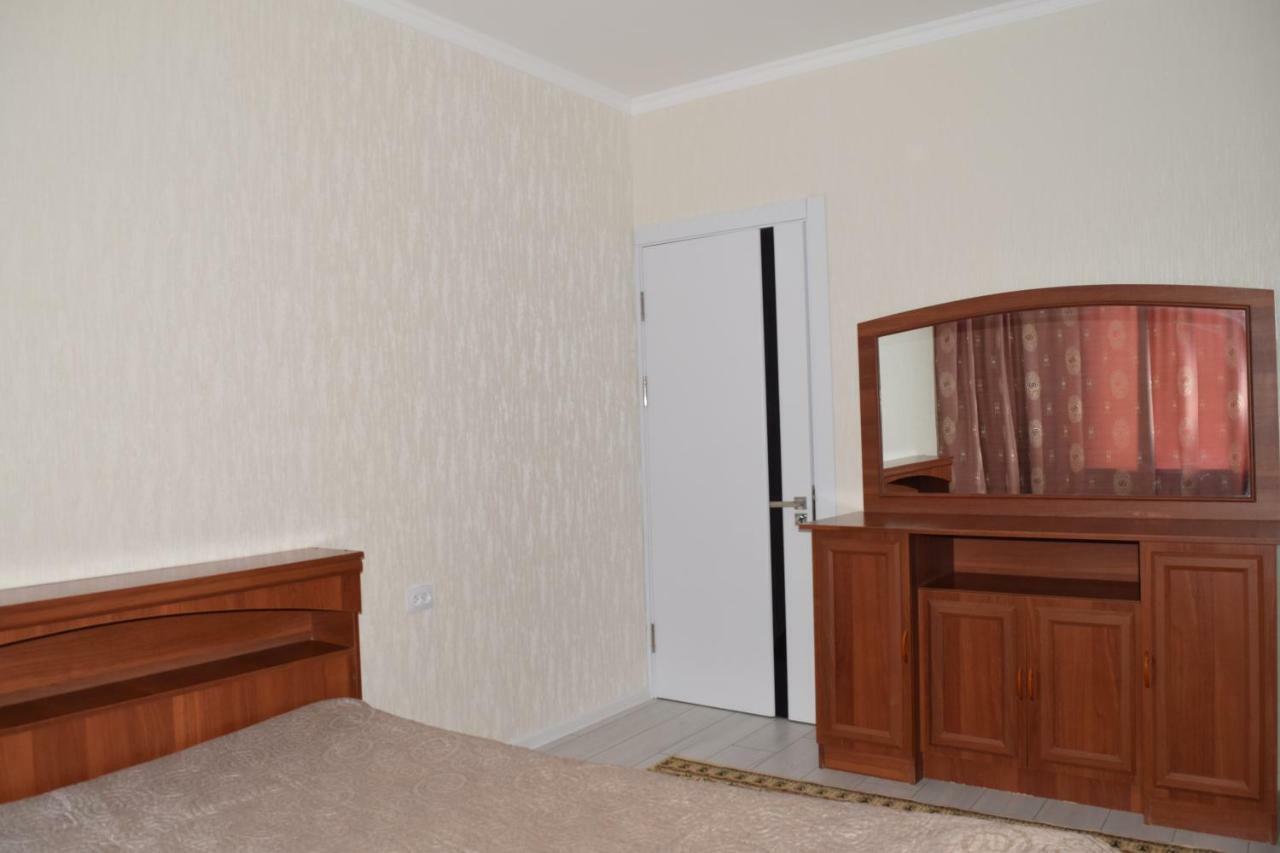 Hostel Sebzor Tasjkent Buitenkant foto